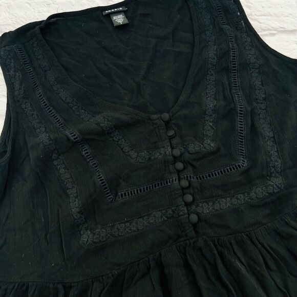 Torrid Sleeveless Tank Shirt Women's Size 1 Black V Neck Covered Button - Picture 5 of 9